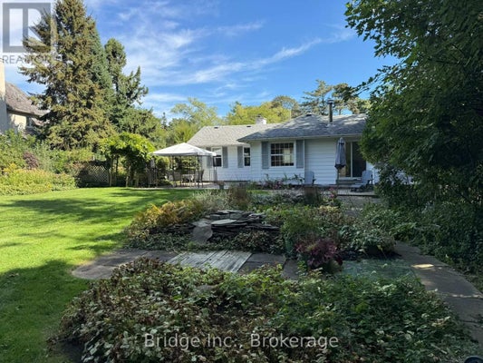 434 Apple Lane, Mississauga (Clarkson), ON 4