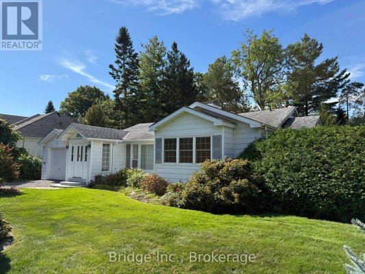 434 Apple Lane, Mississauga (Clarkson), ON 2
