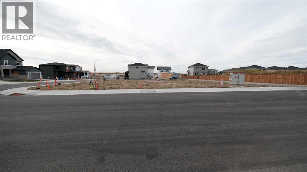 4 Lakewood Way