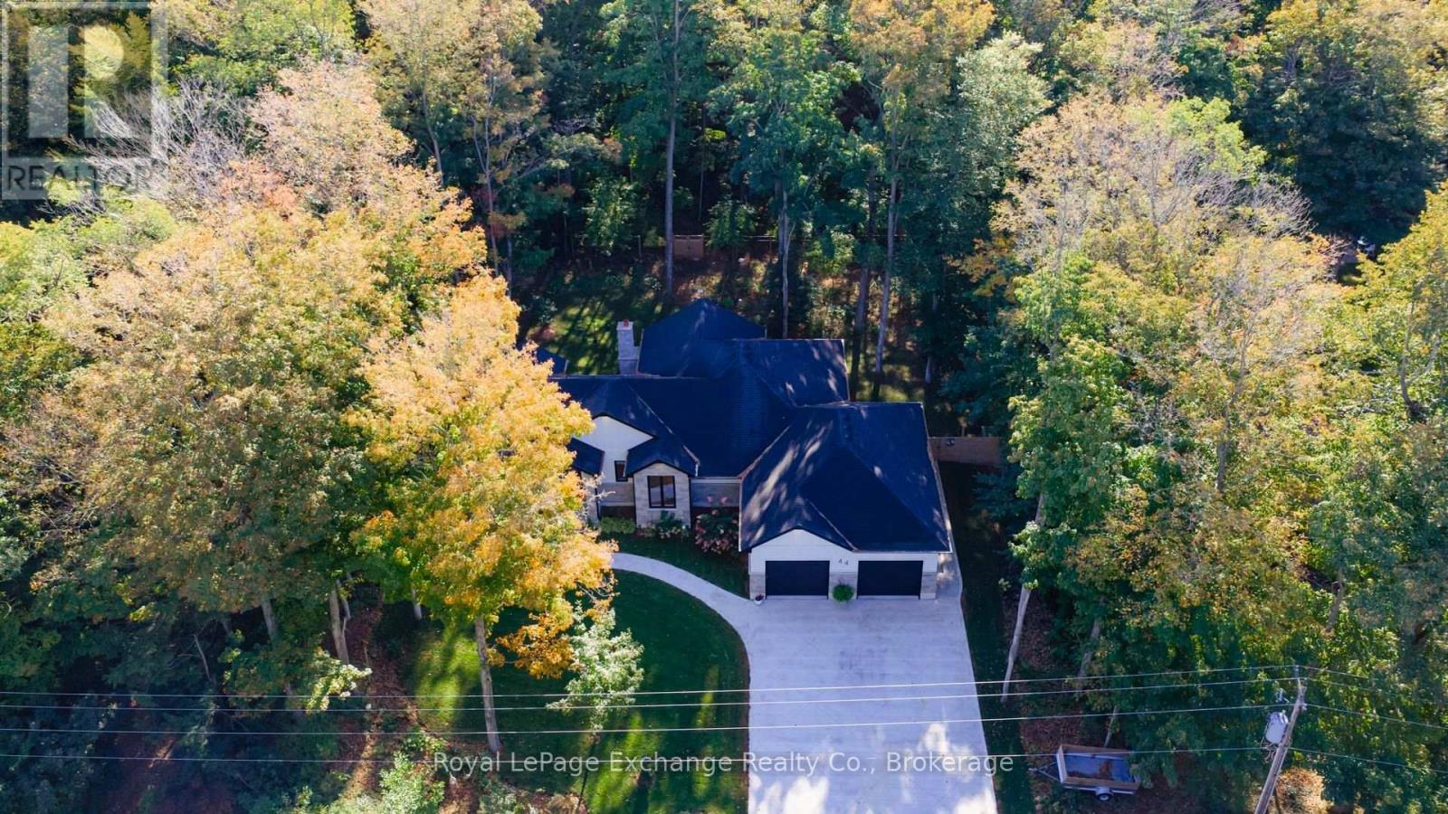 44 BLAIRS TRAIL