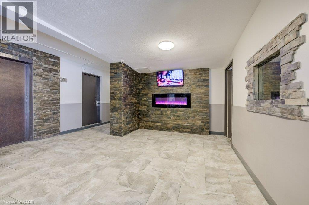 80 KING EDWARD Avenue Unit# 409