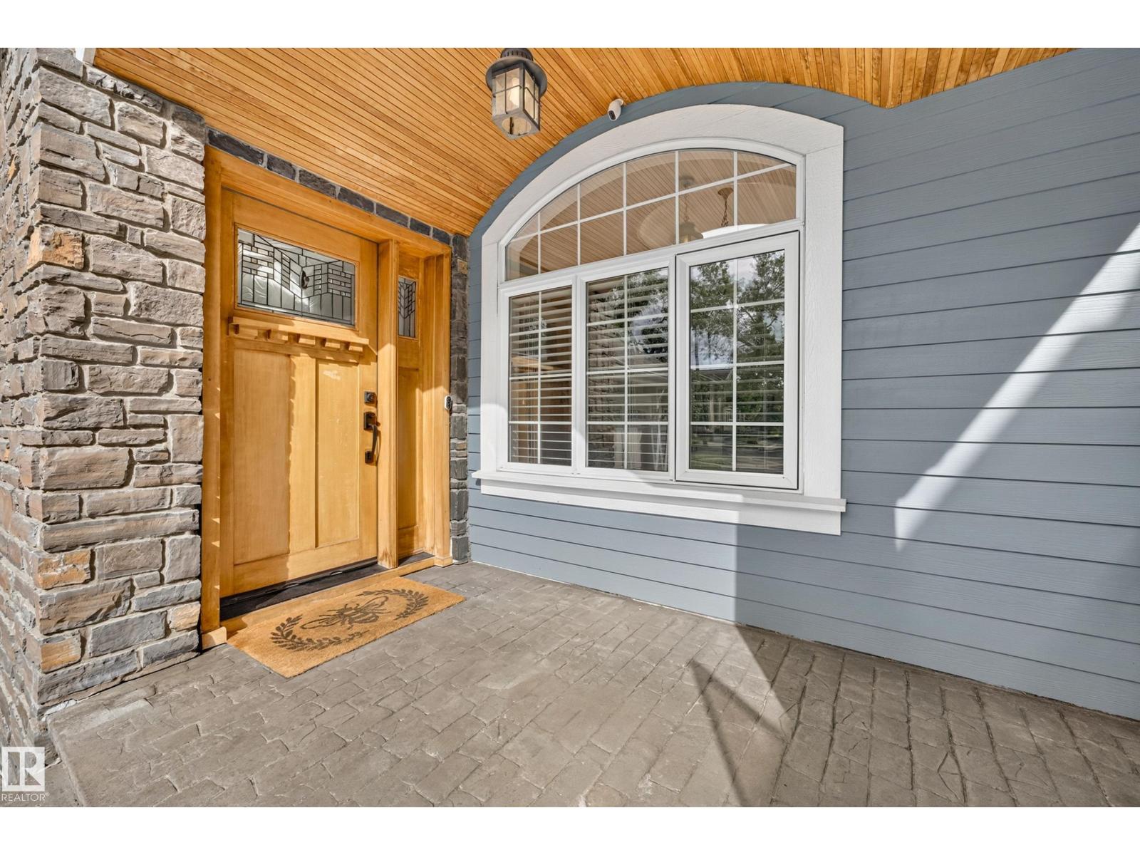 9604 95 AV NW