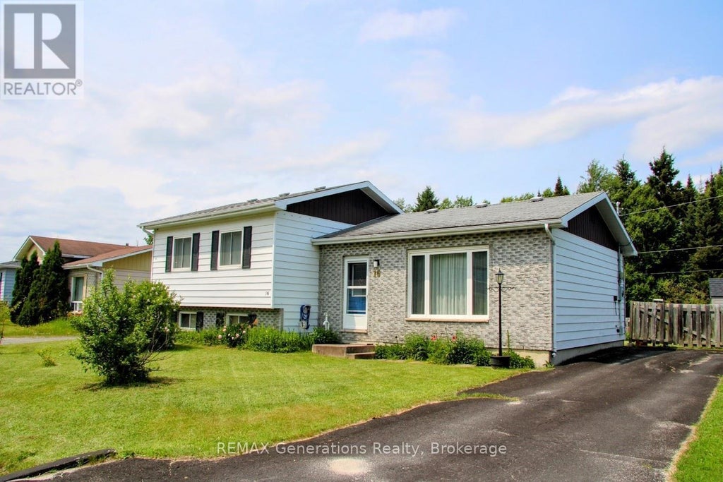 16 MATACHEWAN ROAD, MANITOUWADGE, ON P0T 2C0 - Image 515381373.jpeg?d=l