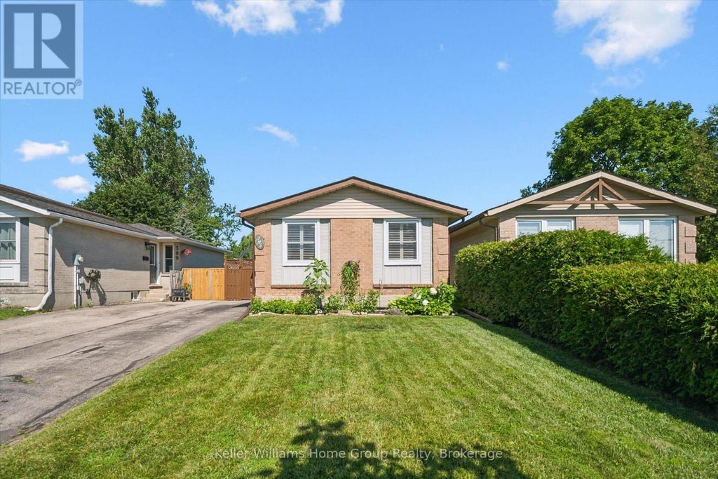 395 STRATHALLAN STREET, CENTRE WELLINGTON (FERGUS), ON N1M 3L3 - Image 3543070710.jpeg?d=l