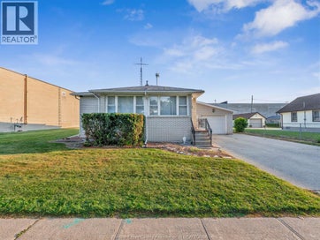 43 Clark STREET West Leamington ON N8H 1E6