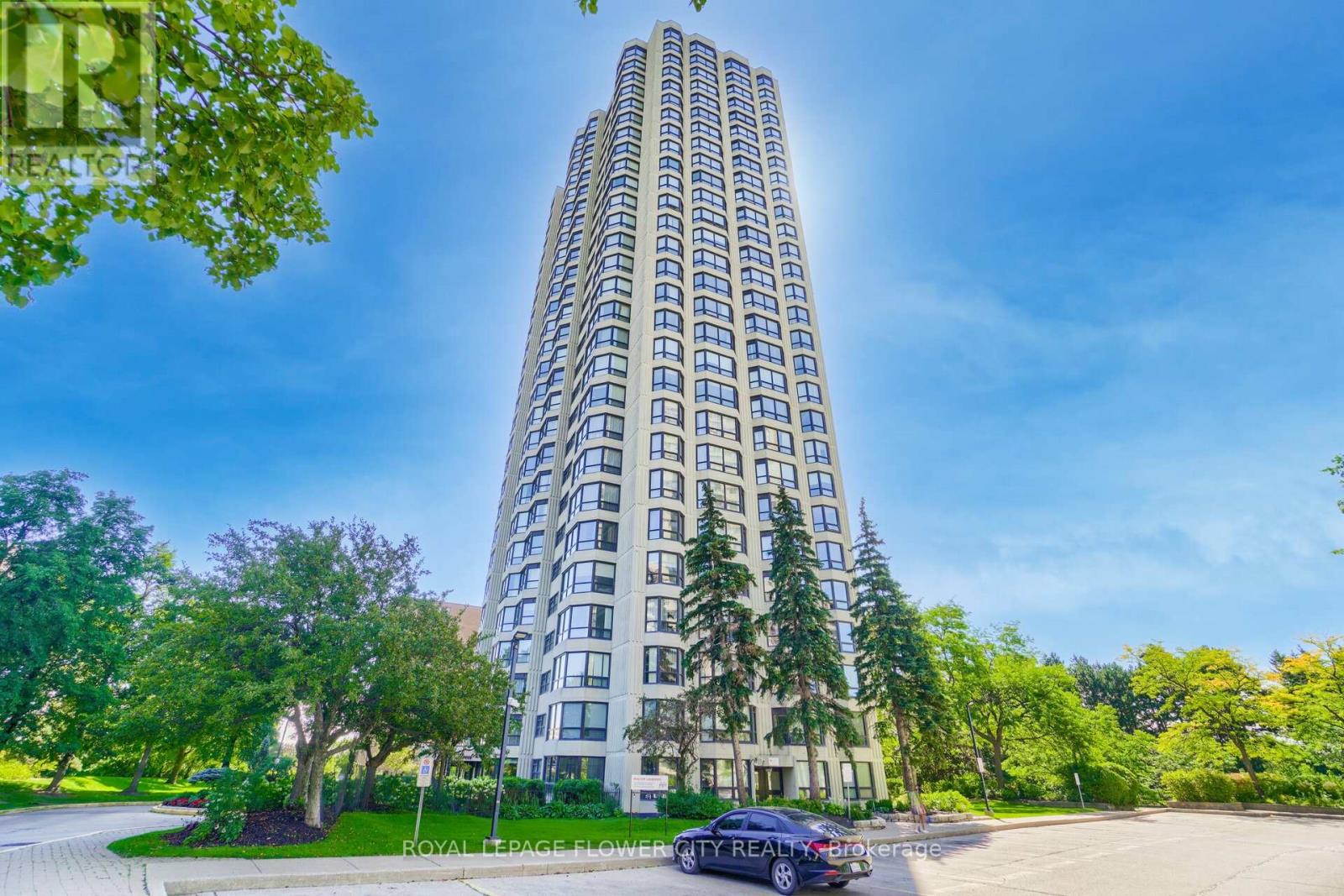 307 - 8 LISA STREET