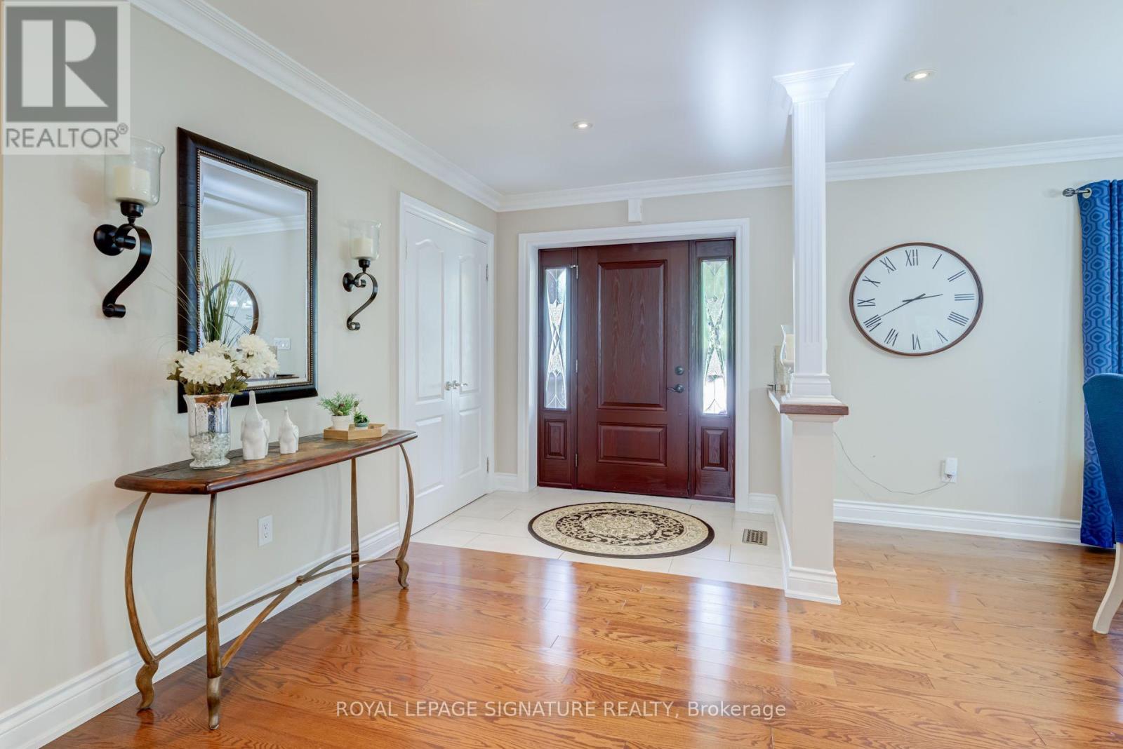 2544 SHARON CRESCENT