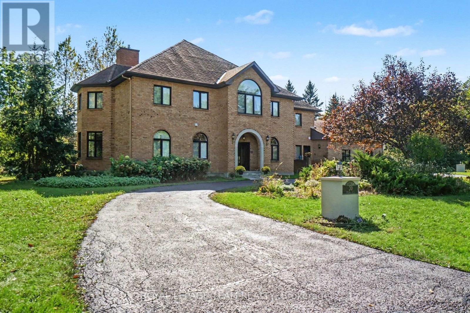 30 SPRING CRESS DRIVE