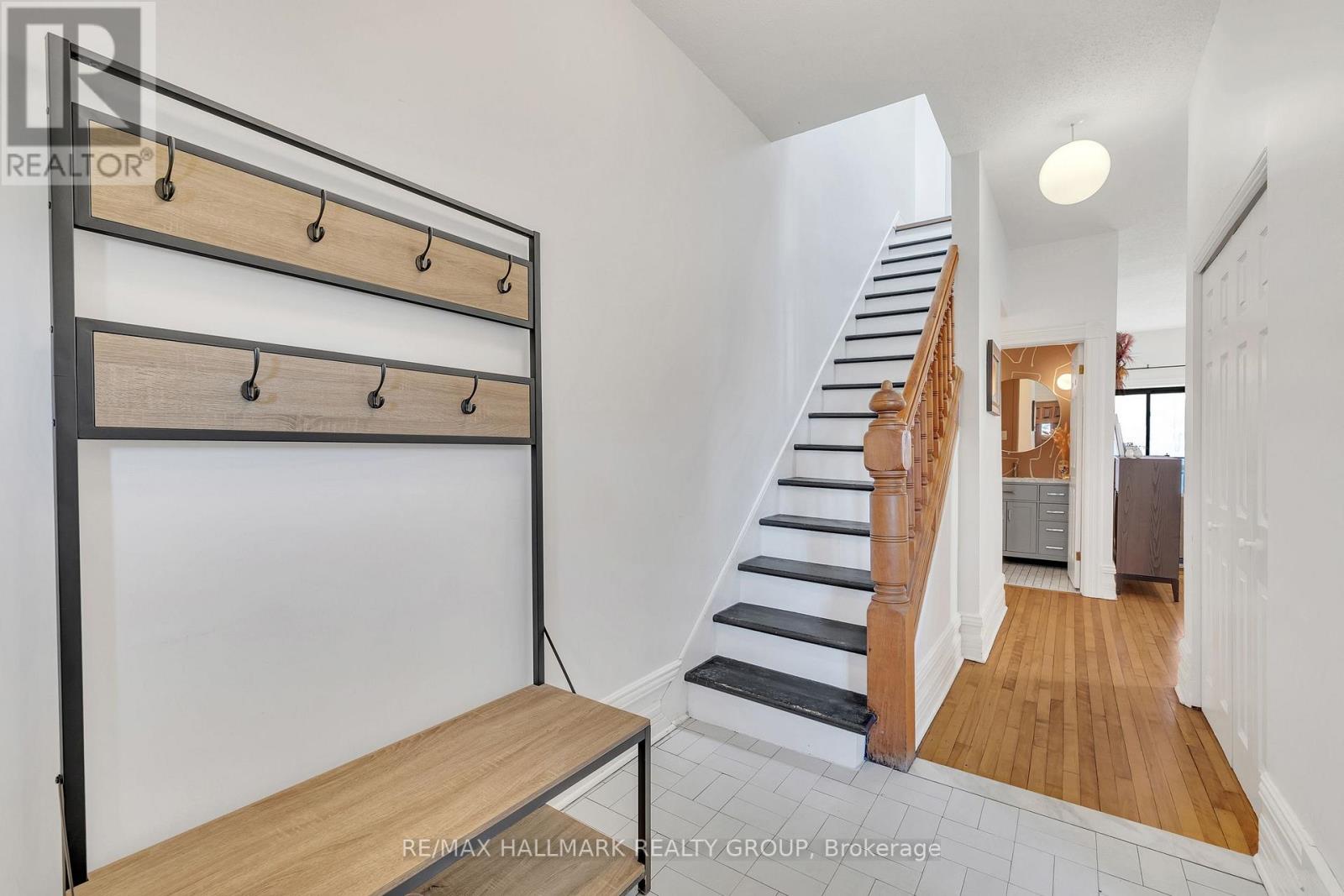 88 KING EDWARD AVENUE