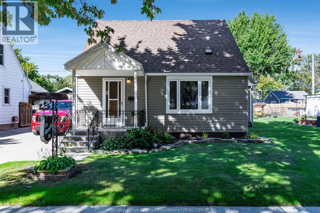 111 MILL STREET EAST, LEAMINGTON, ON N8H 1S4 - Image 191265470.jpeg?d=l