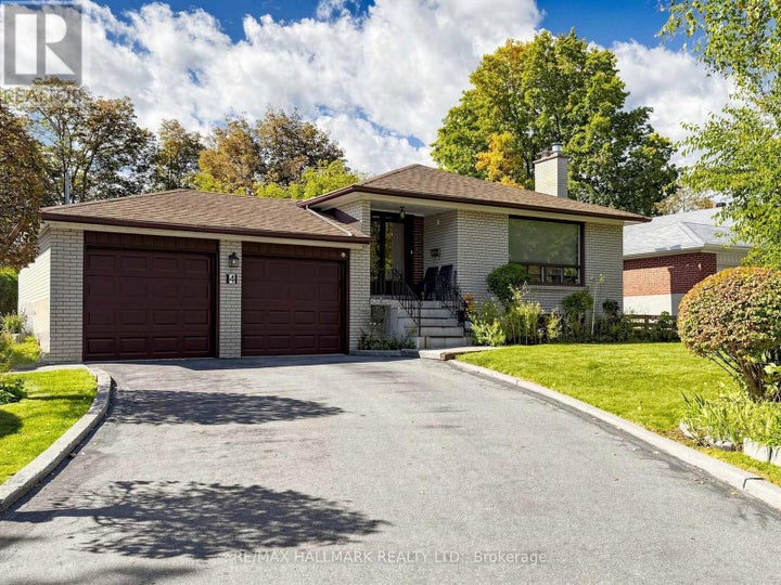 Photo 1 of 50 — 4 MULTIFLORA PLACE, Markham (Bayview Glen), ON L3T 2W5