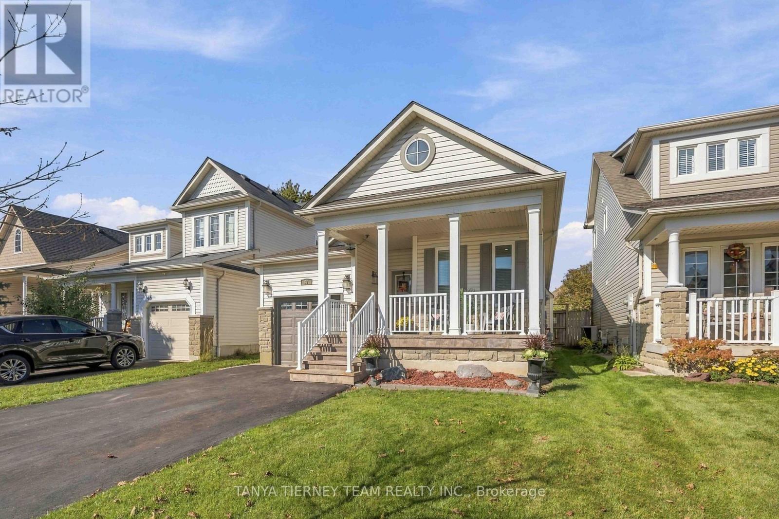 47 MIKAYLA CRESCENT