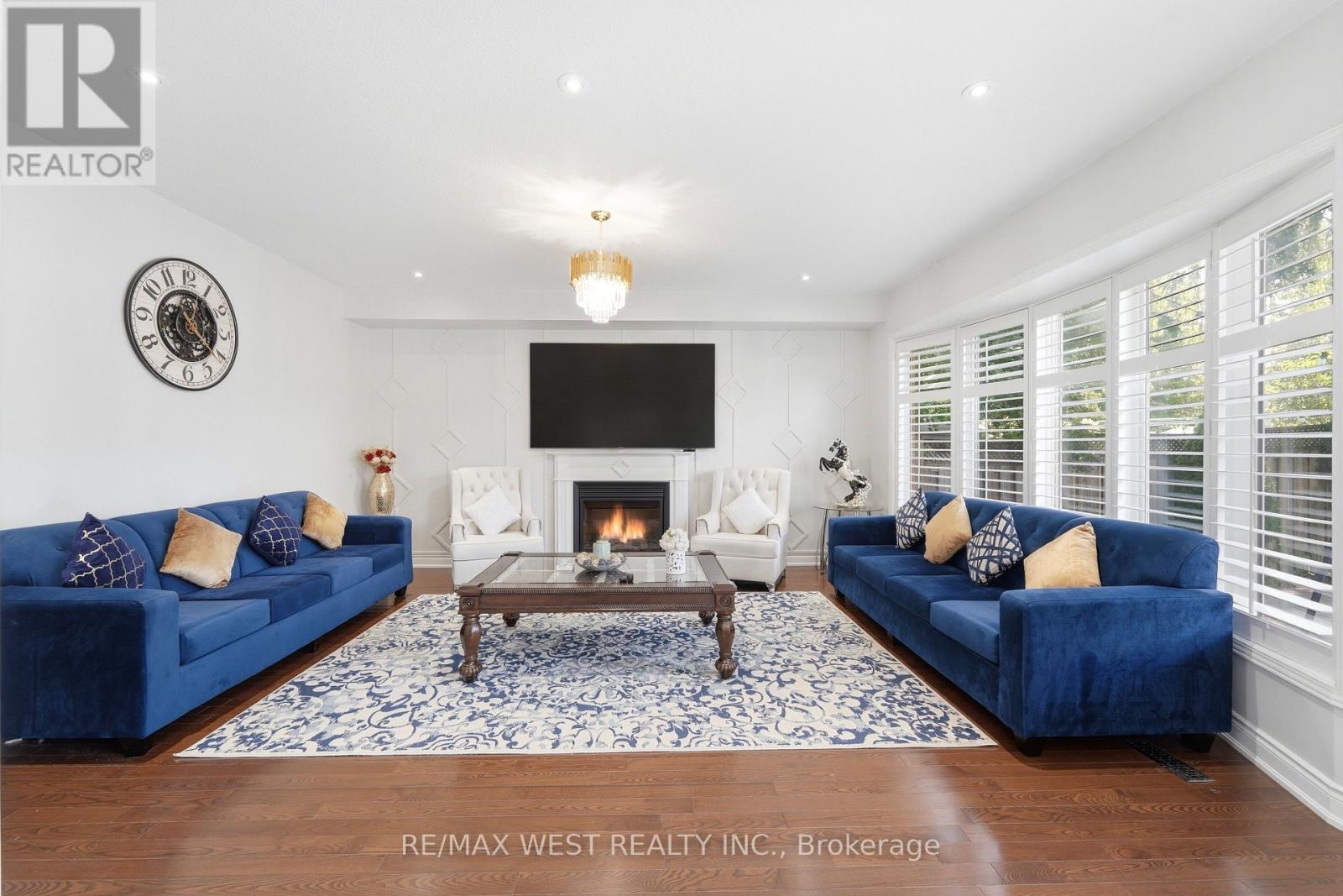 356 ROBERT FERRIE DRIVE