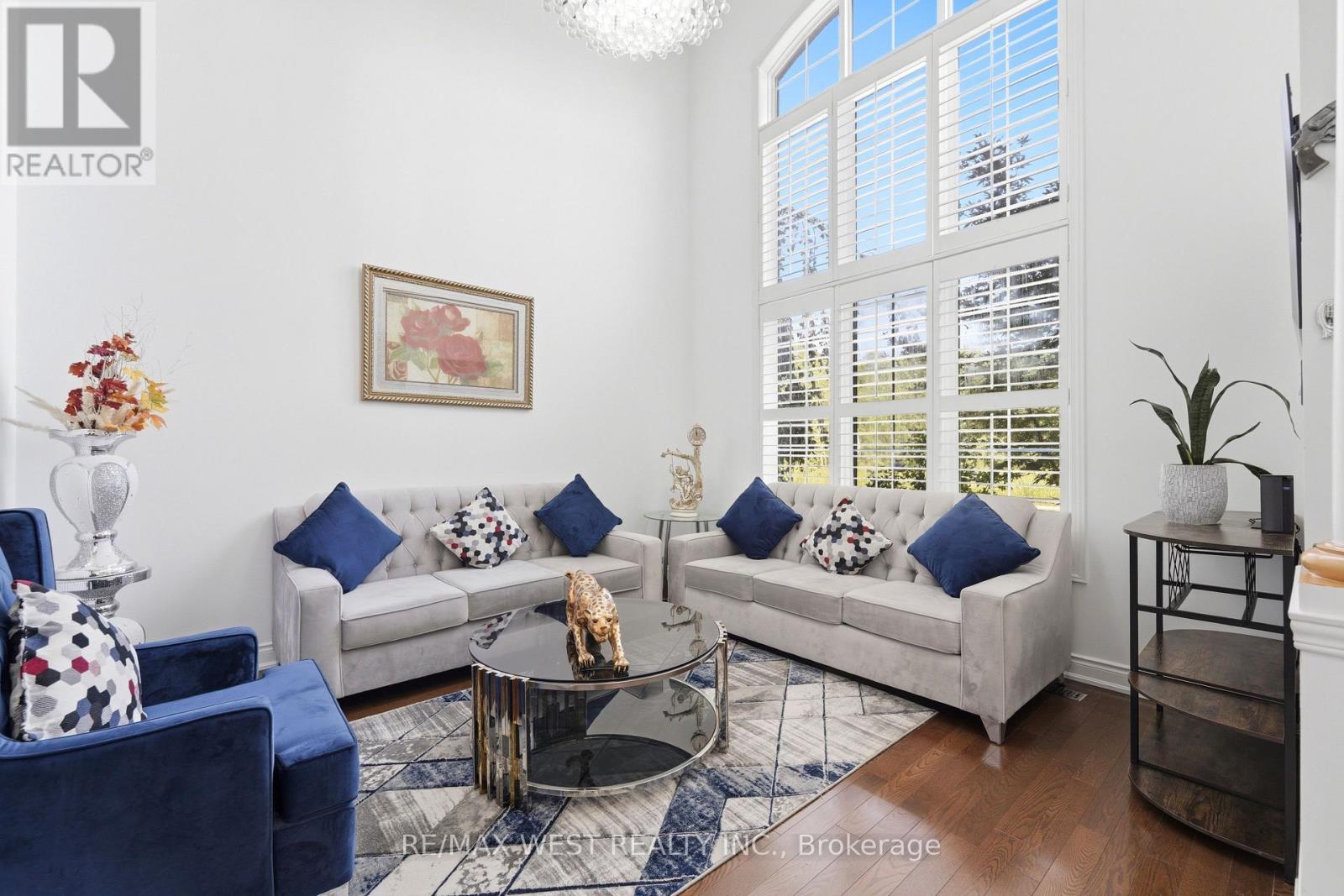 356 ROBERT FERRIE DRIVE