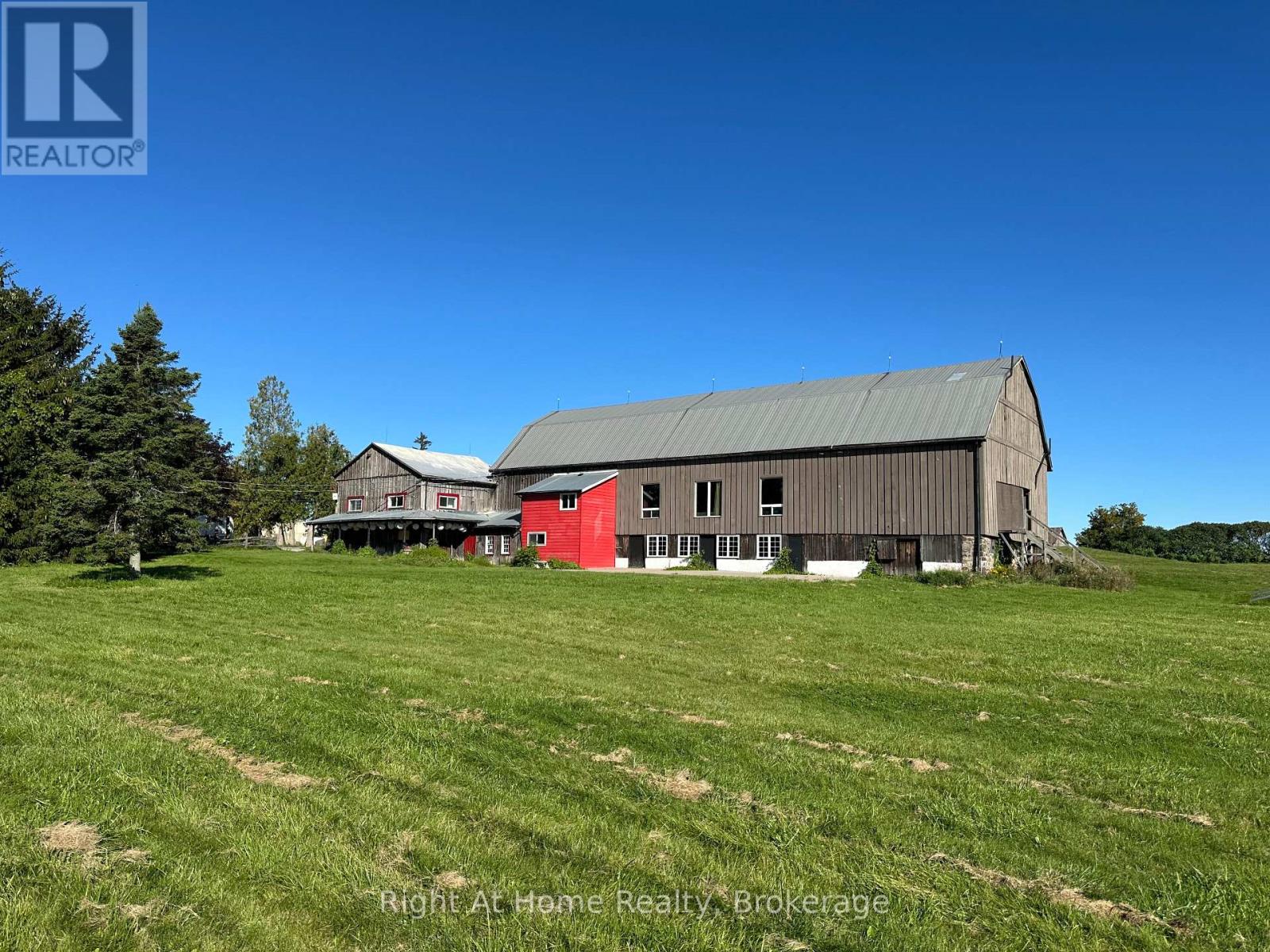 BARN - 2885 ALTONA ROAD