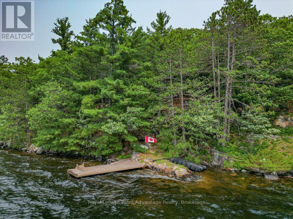 102 BLACKSTONE LAKE WATER