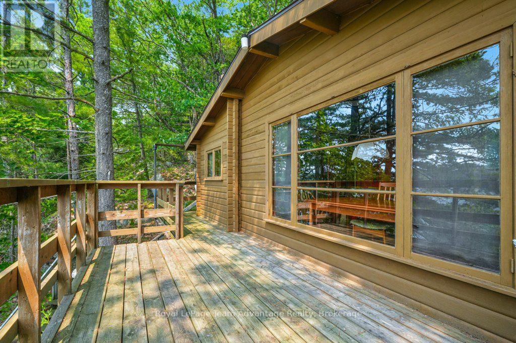 102 BLACKSTONE LAKE WATER