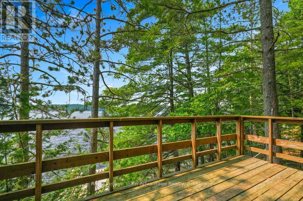 102 BLACKSTONE LAKE WATER