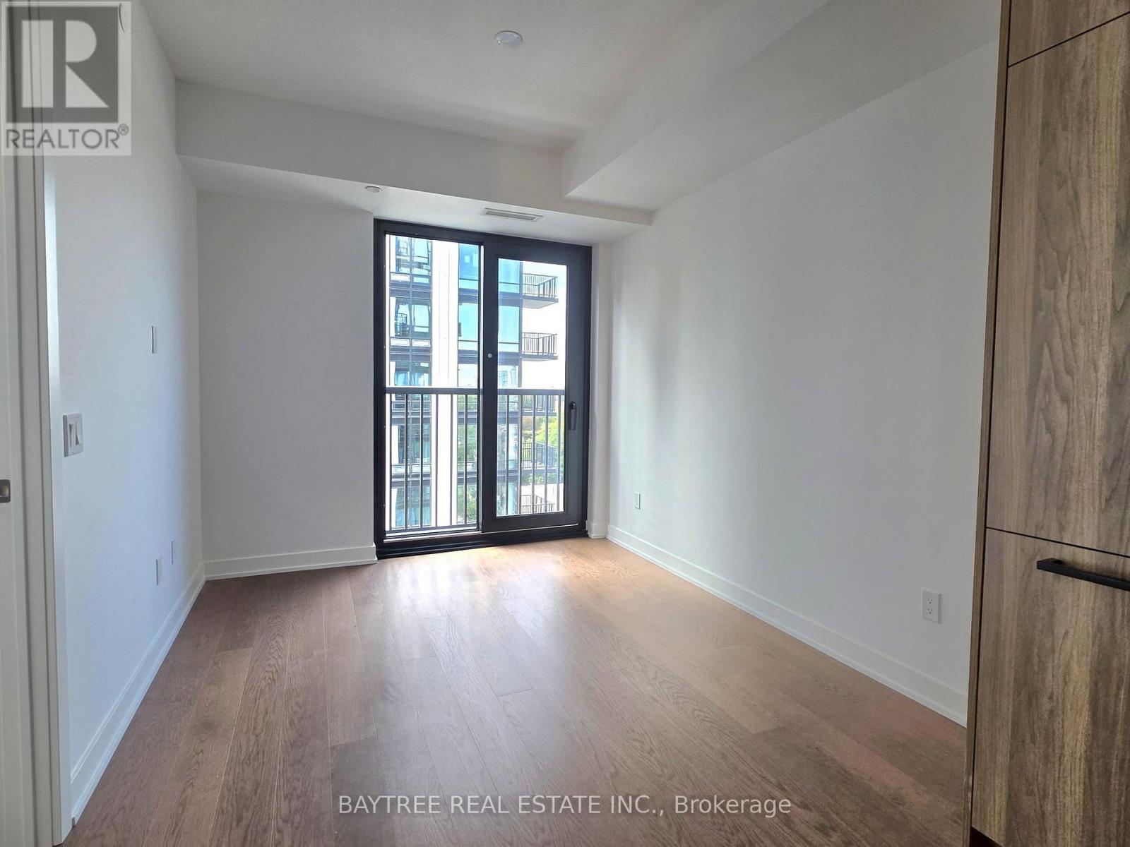 1515 - 89 MONTCLAIR AVENUE