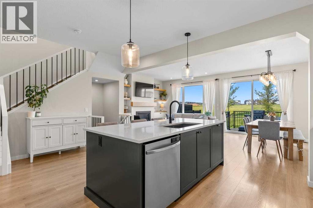 45 Savoy Landing SE