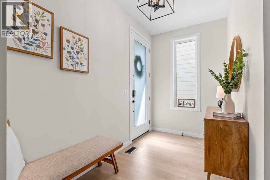 45 Savoy Landing SE