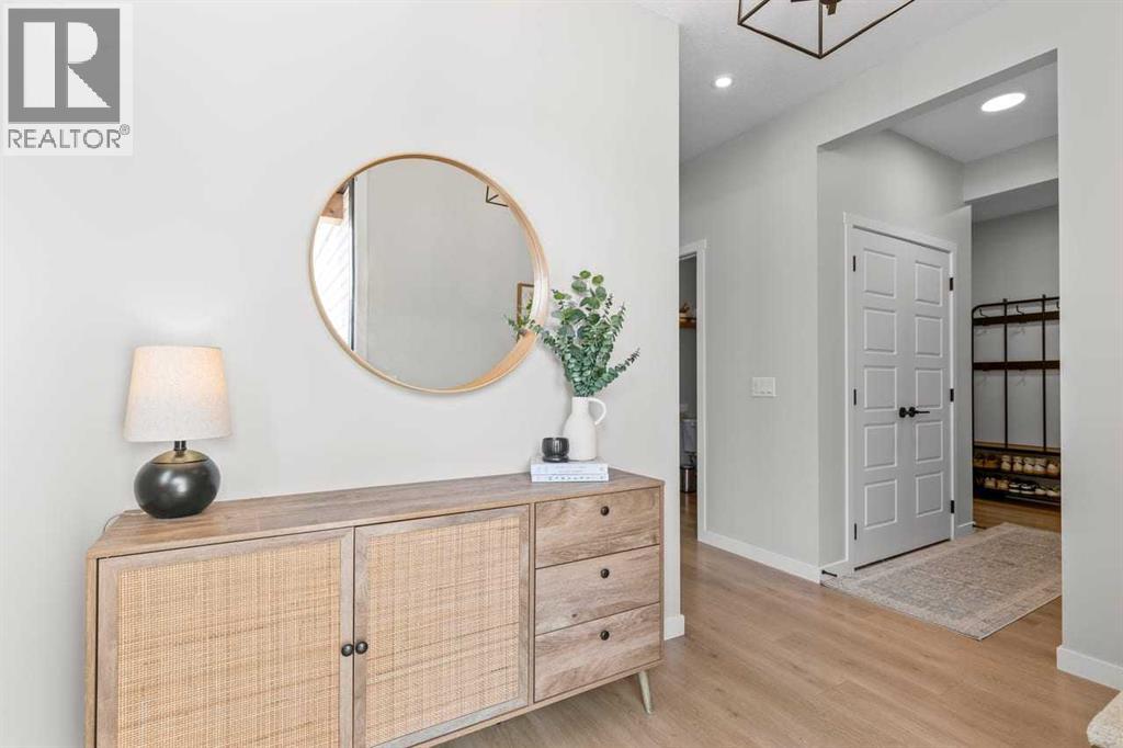 45 Savoy Landing SE