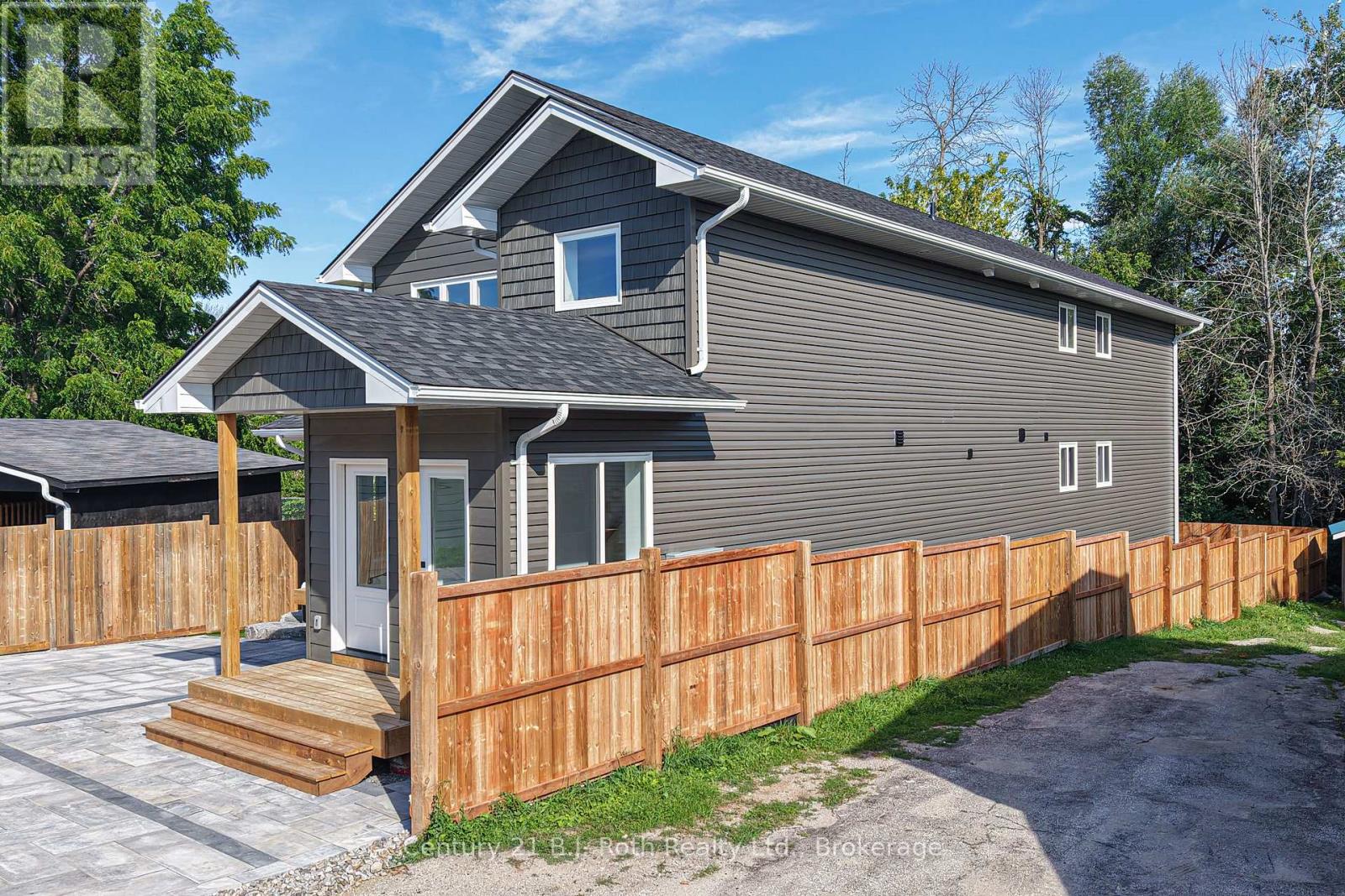 165 BARRIE ROAD