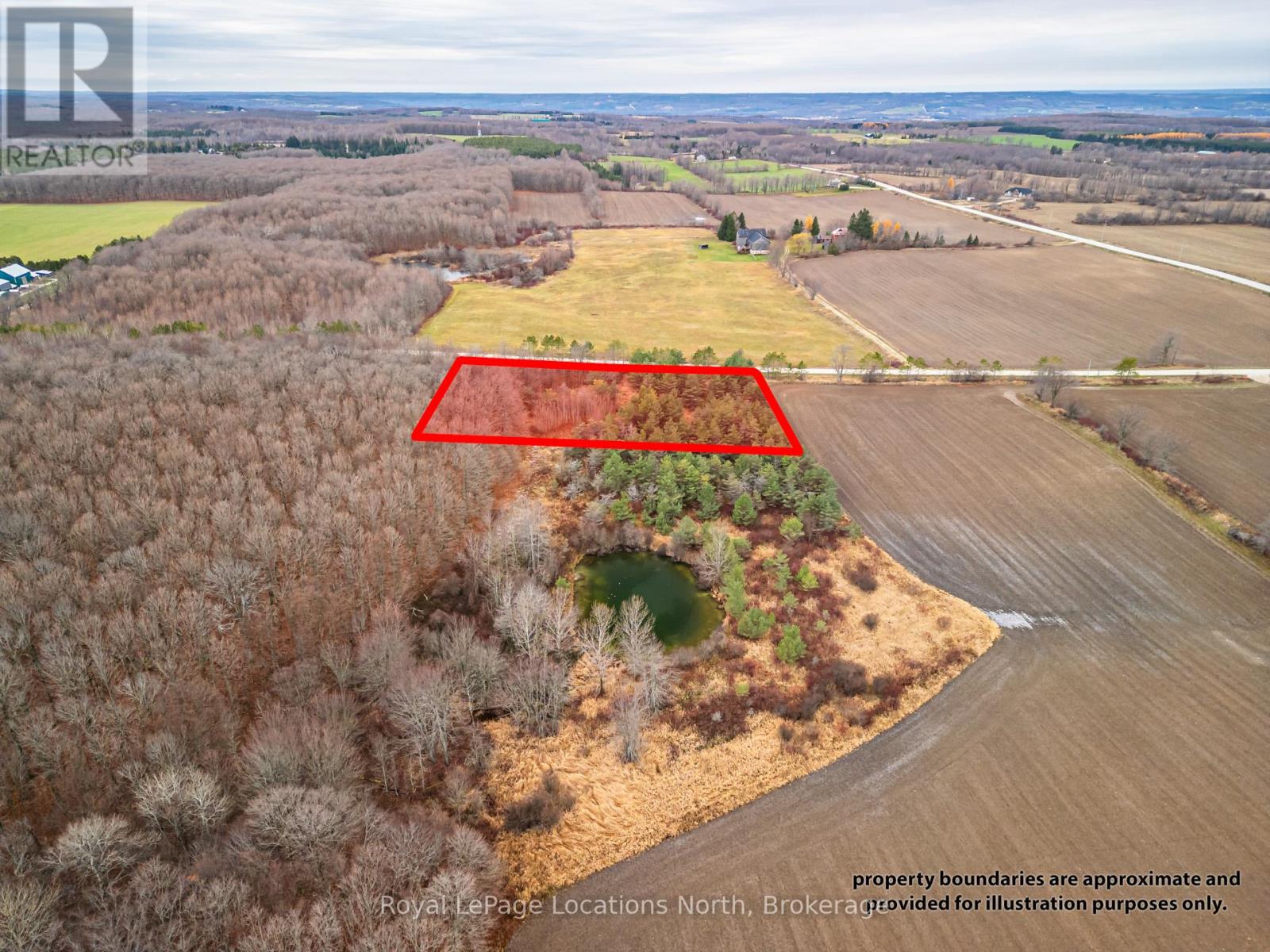 LOT 15 3RD LINE E