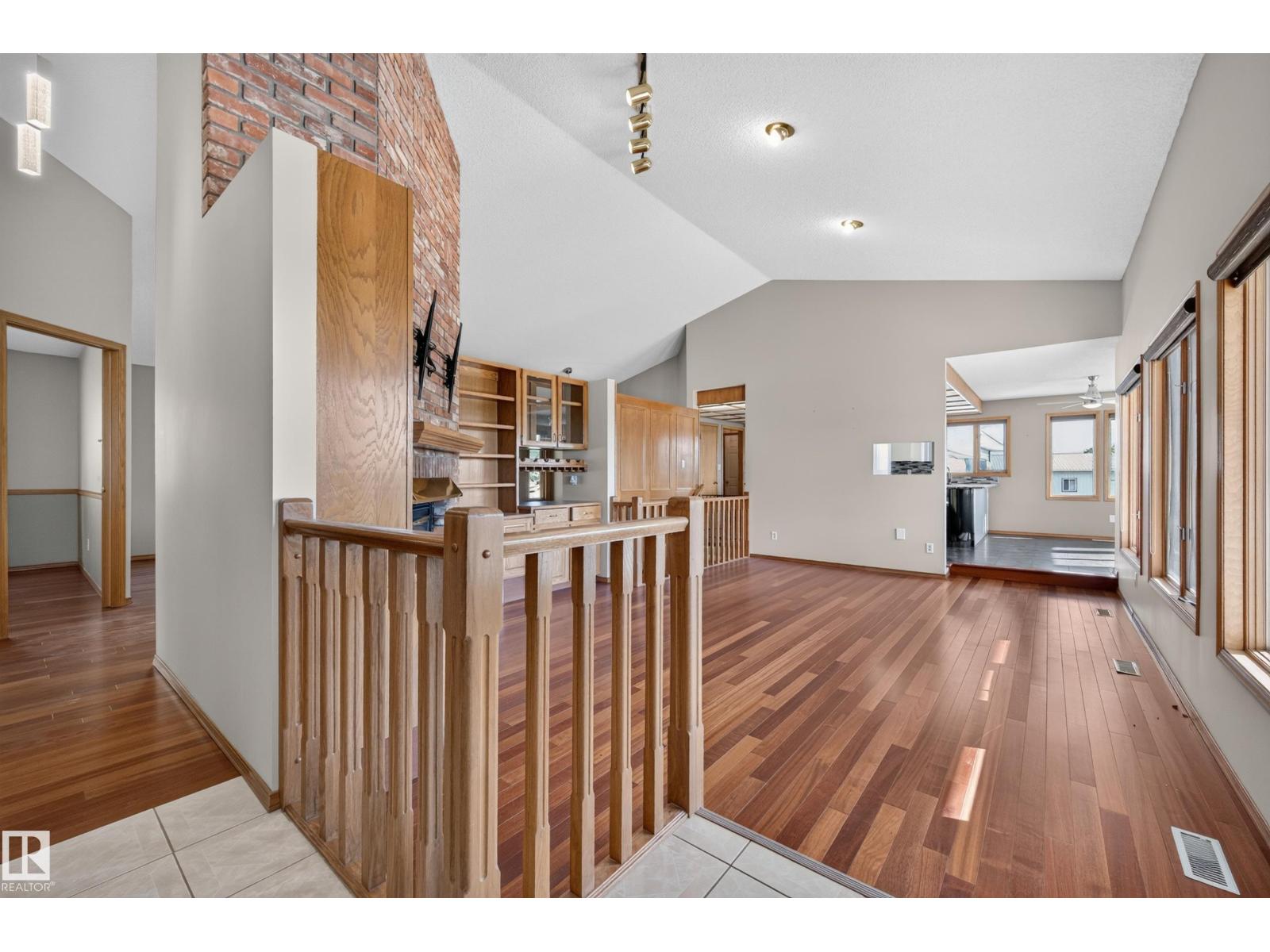 19403 Fort Rd NE