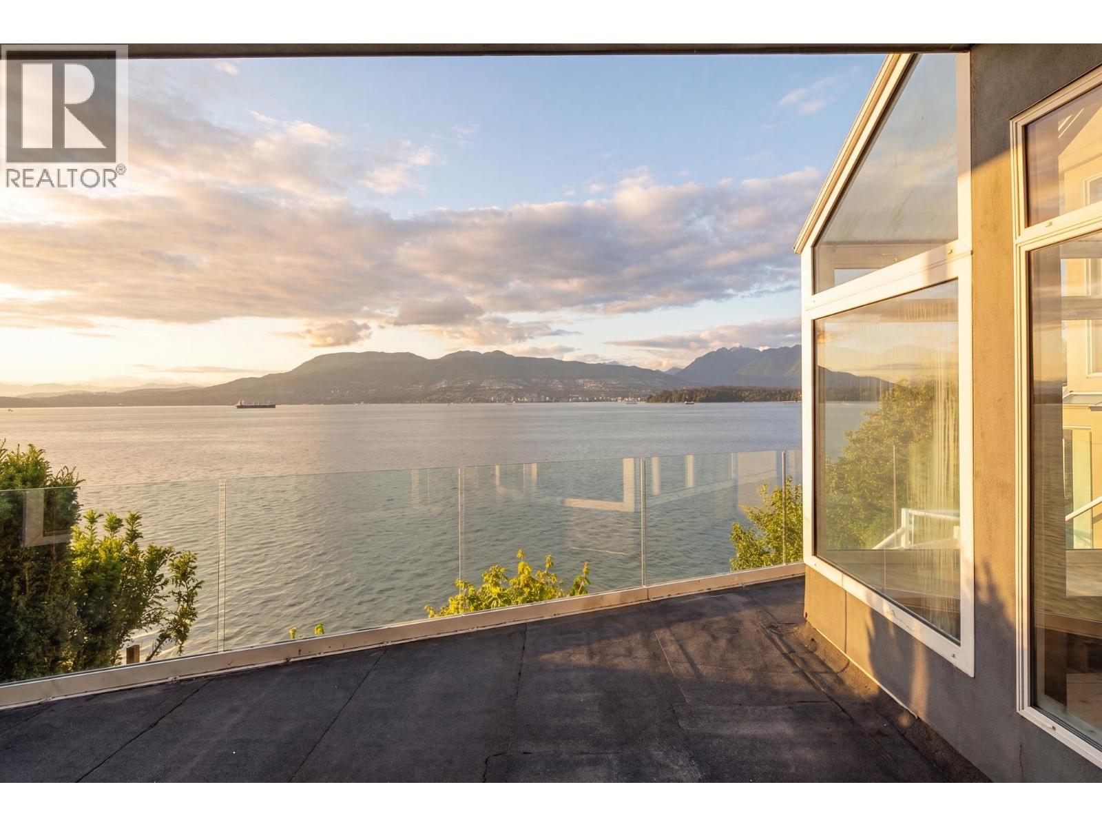 2711 POINT GREY ROAD