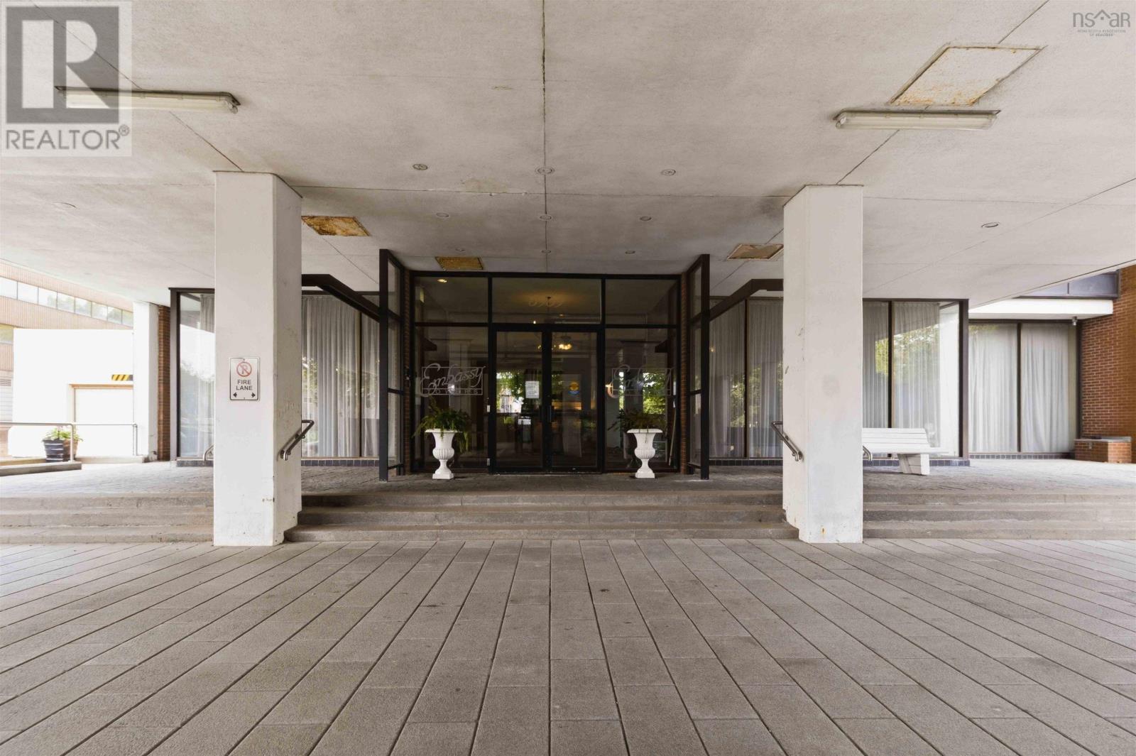 909 5959 Spring Garden Road - Photo 3