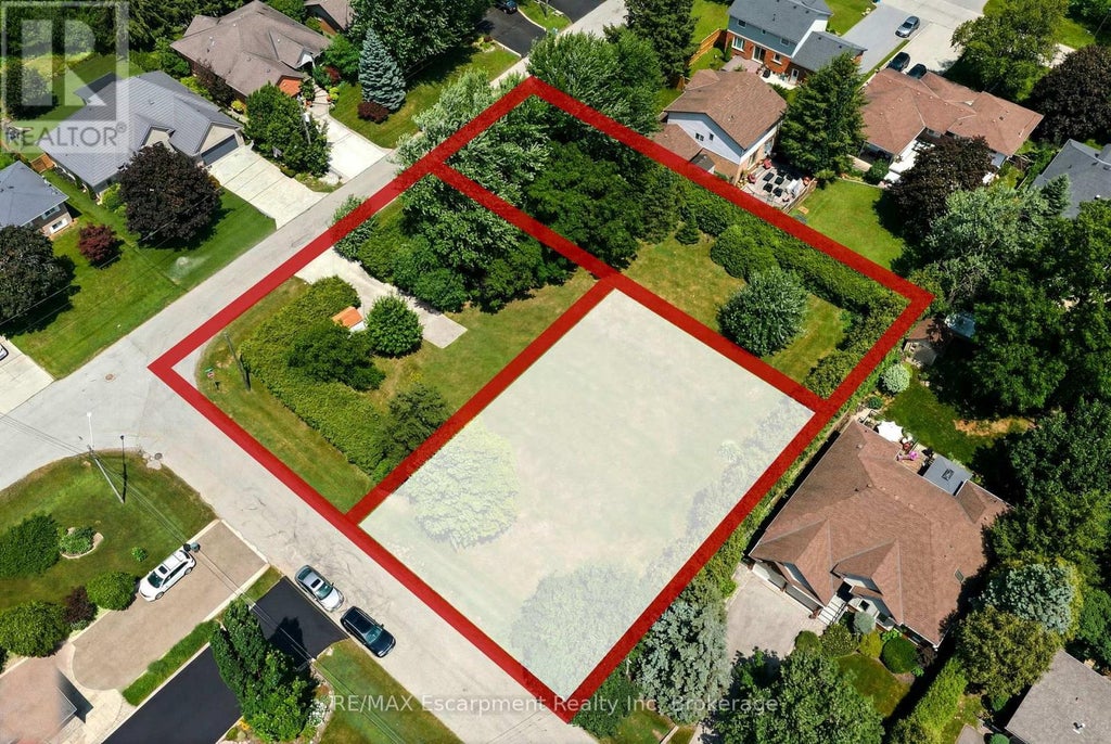 1B WESTVIEW CRESCENT