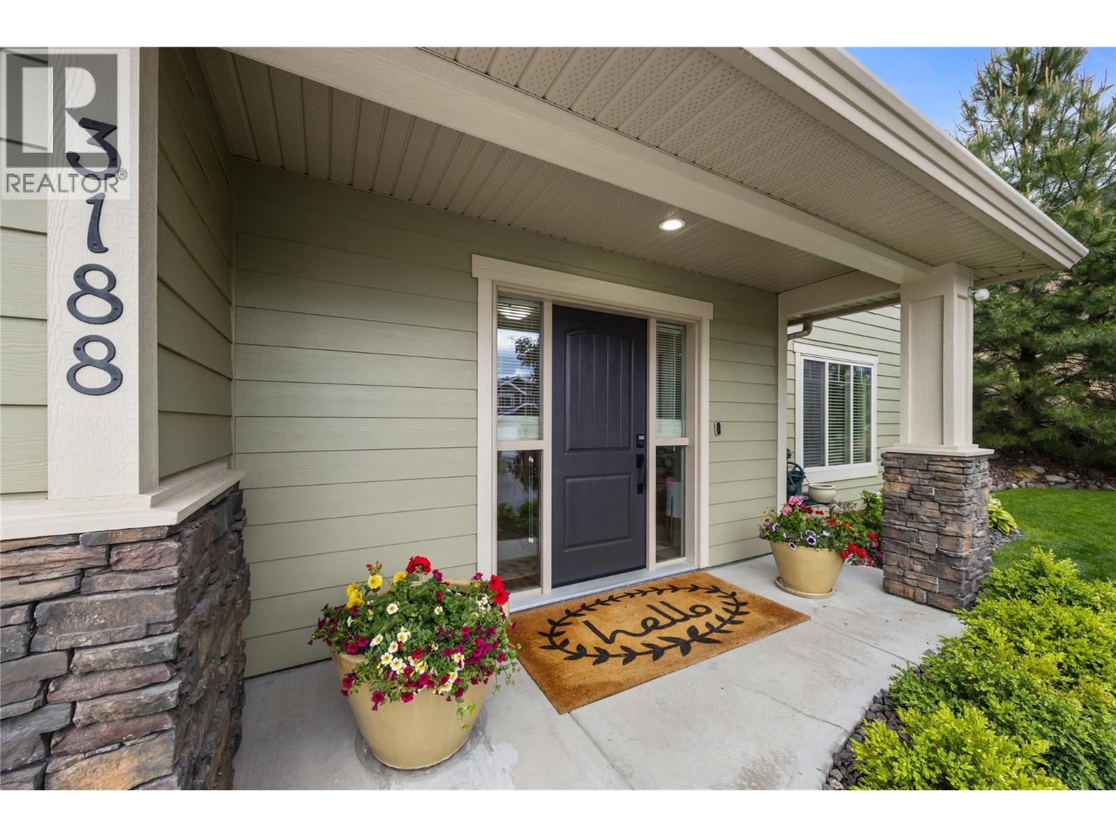 3188 Saddleback Place
