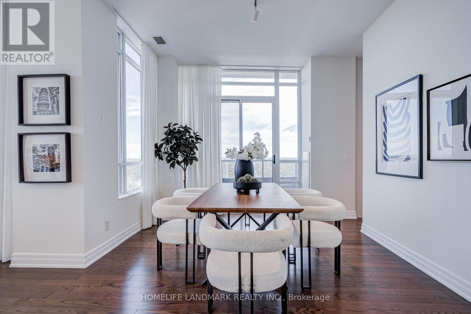 2302 - 500 ST CLAIR AVENUE W