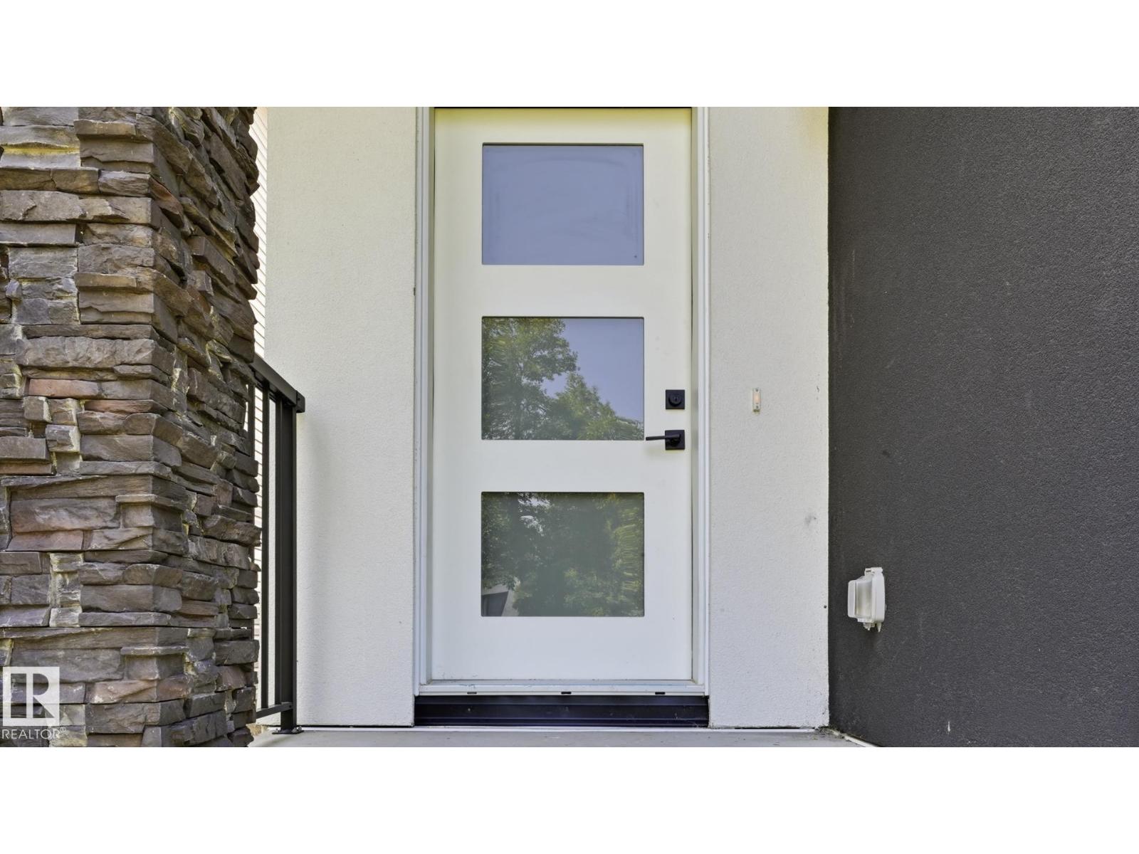 11036 128 ST NW