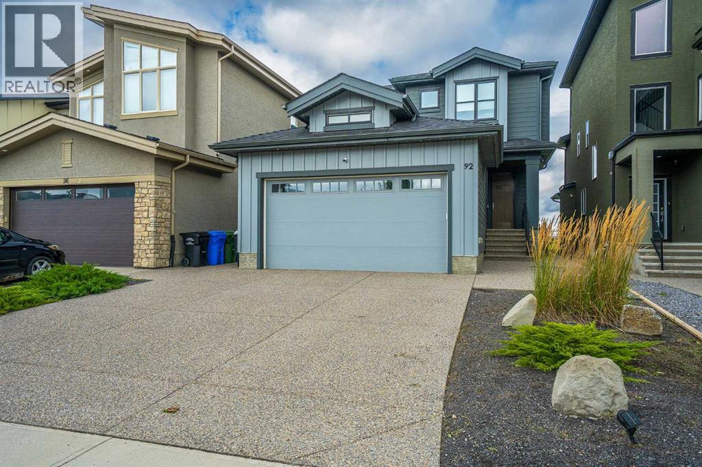 92 Walcrest View SE