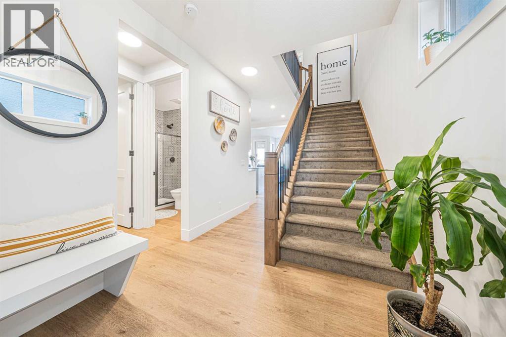 92 Walcrest View SE