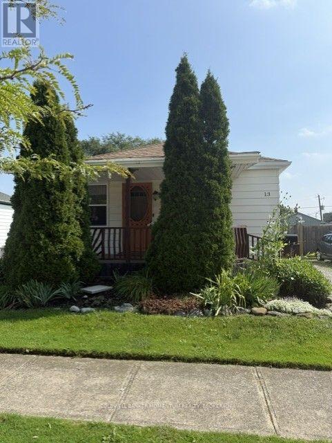 13 PRINCESS STREET