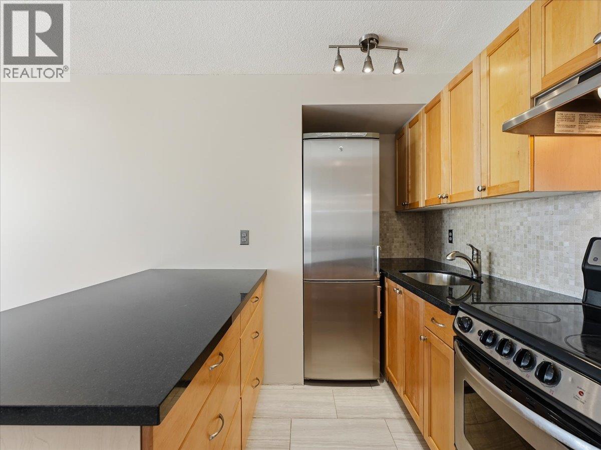 1105 1250 BURNABY STREET