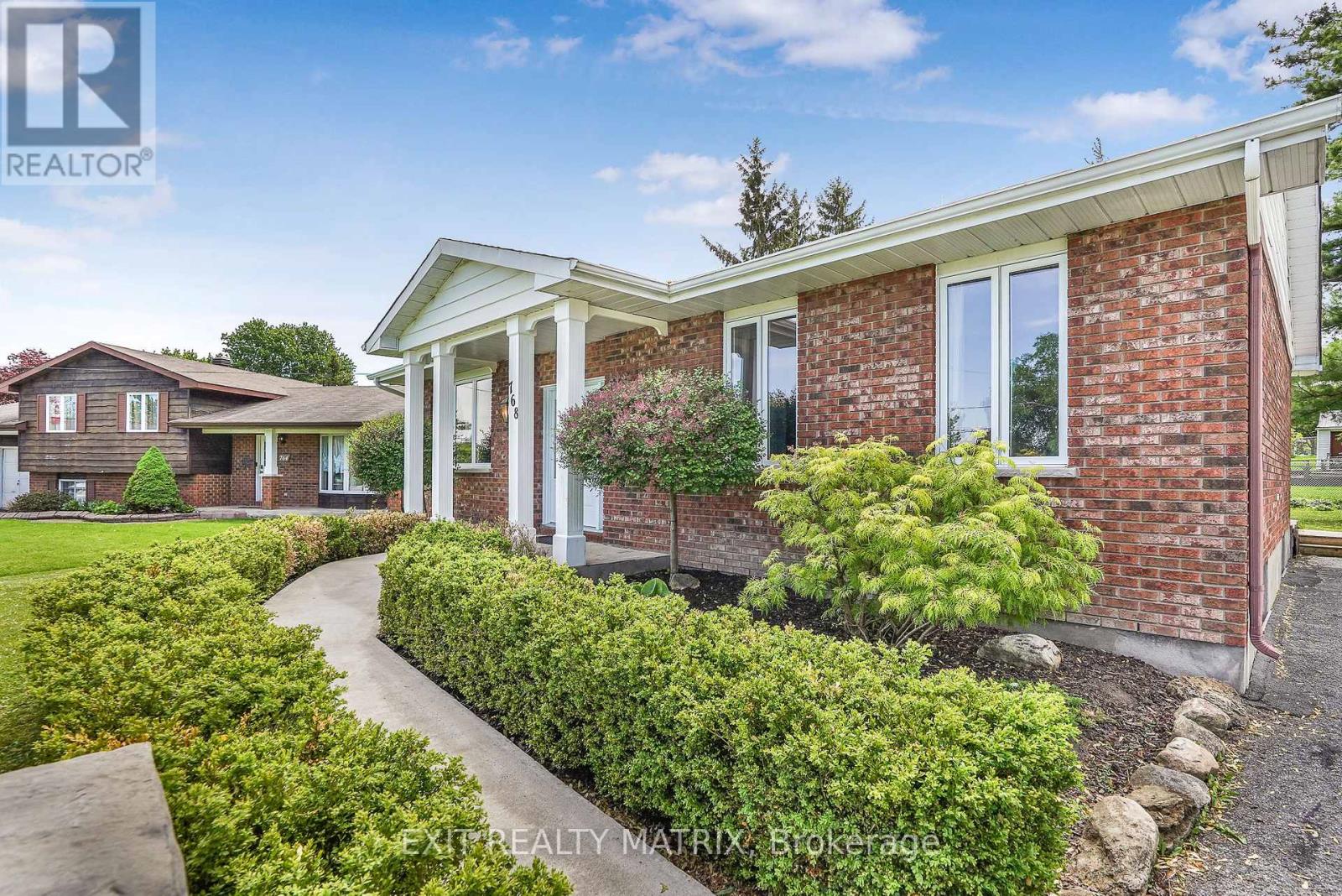 768 DEWHURST AVENUE - Photo 3