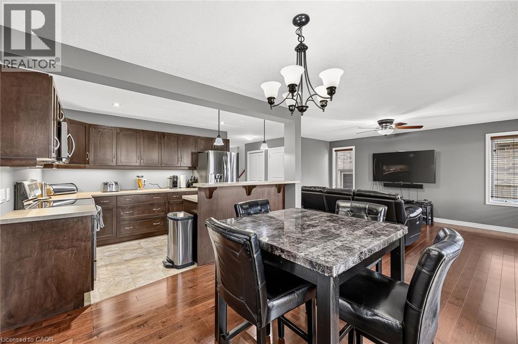 1028 ALBERNI Road