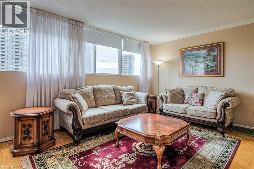 3695 KANEFF Crescent Unit# 612