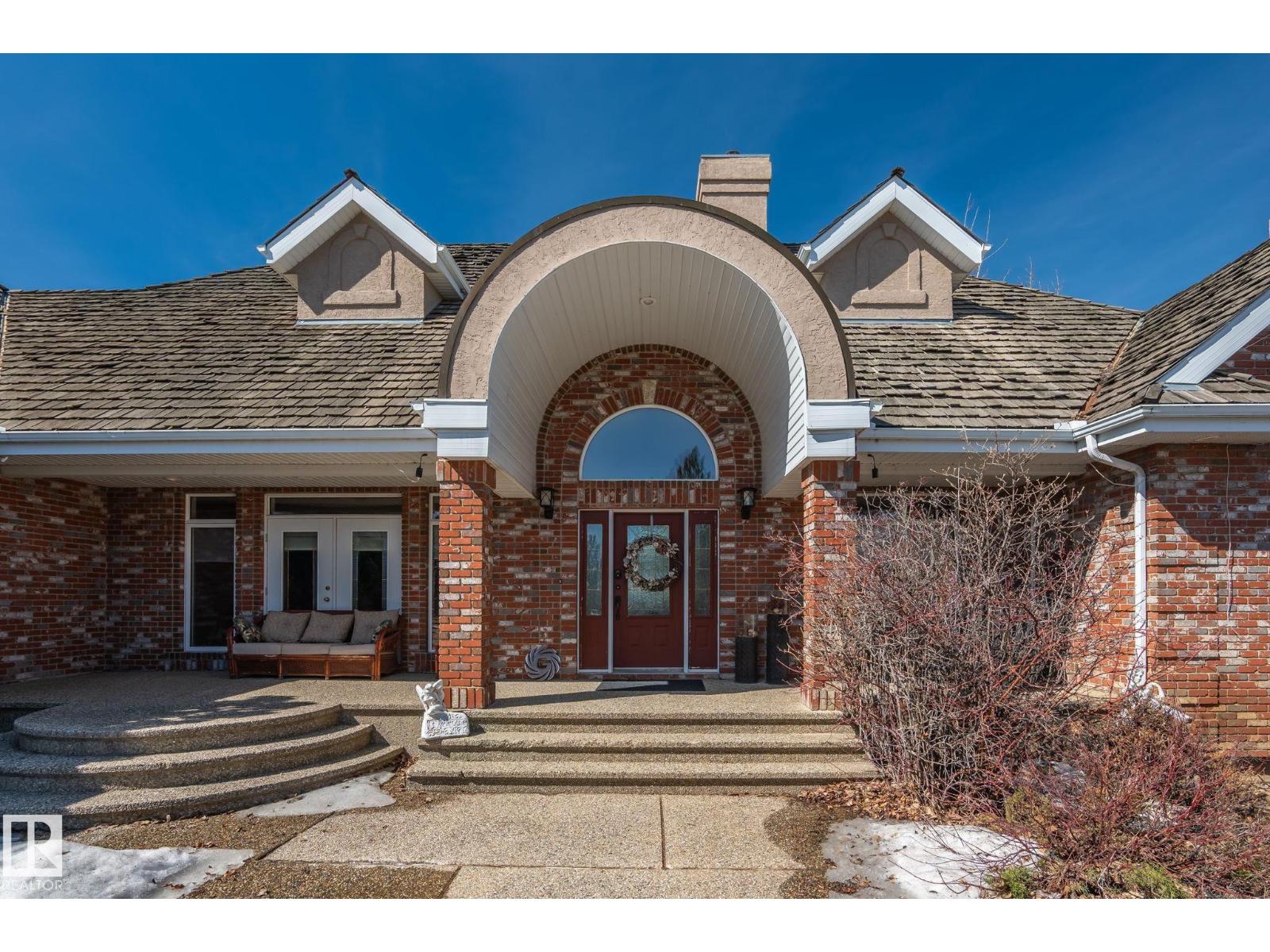 9610 167 ST SW