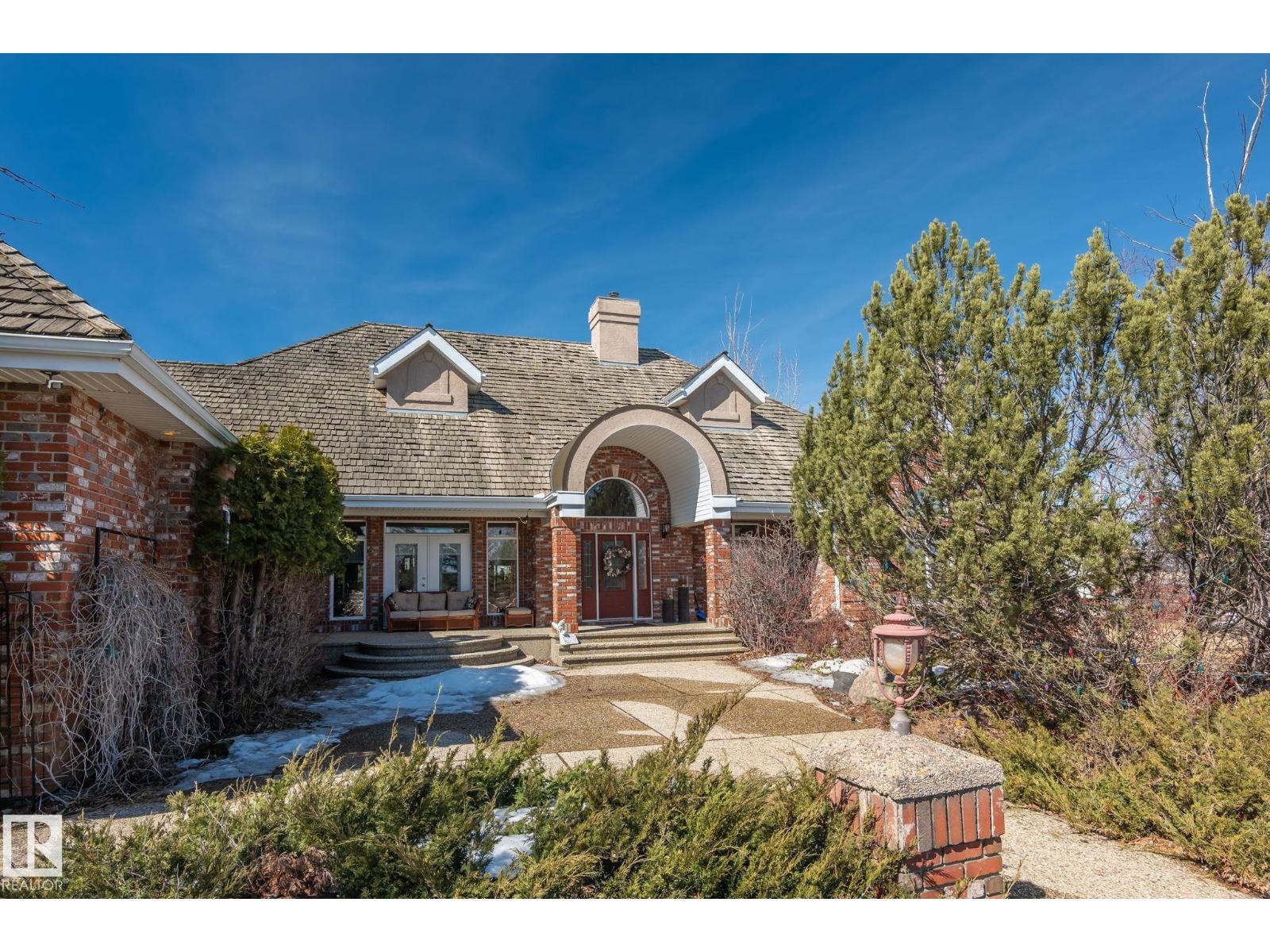 9610 167 ST SW