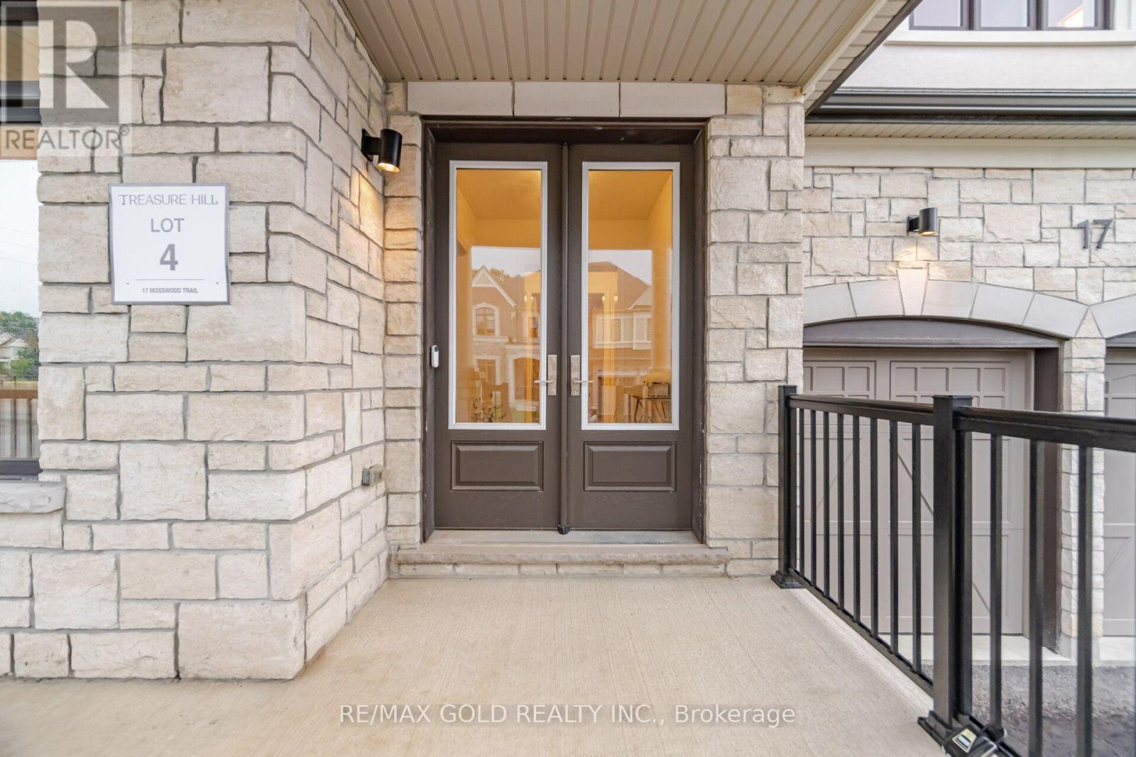 17 MOSSWOOD TRAIL