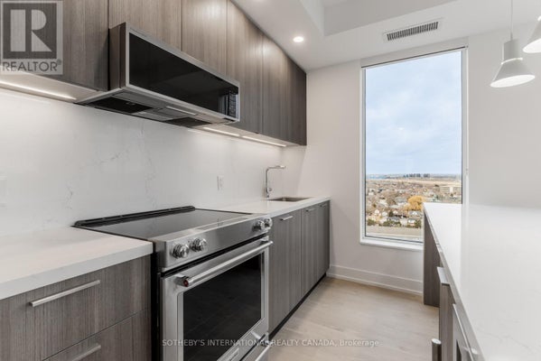 808 - 31 York Garden Way, Toronto (Yorkdale-Glen Park), ON 5