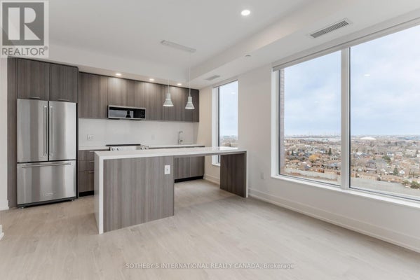 808 - 31 York Garden Way, Toronto (Yorkdale-Glen Park), ON 2