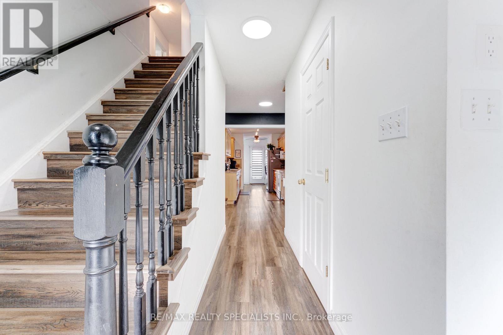 71 MCFARLANE DRIVE