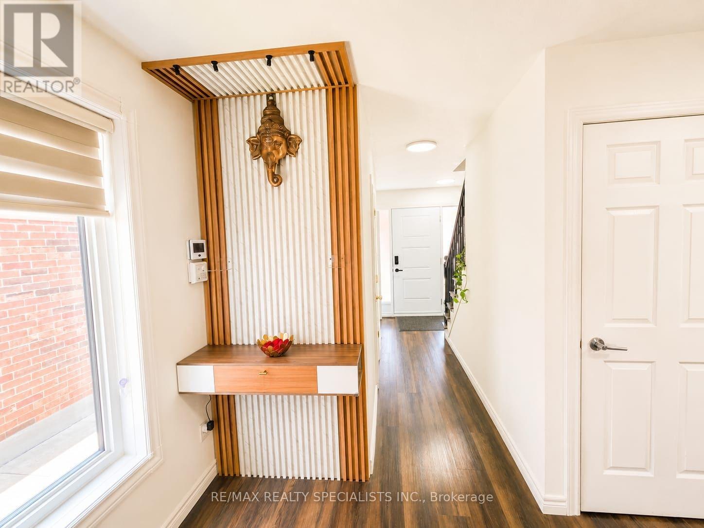 71 MCFARLANE DRIVE
