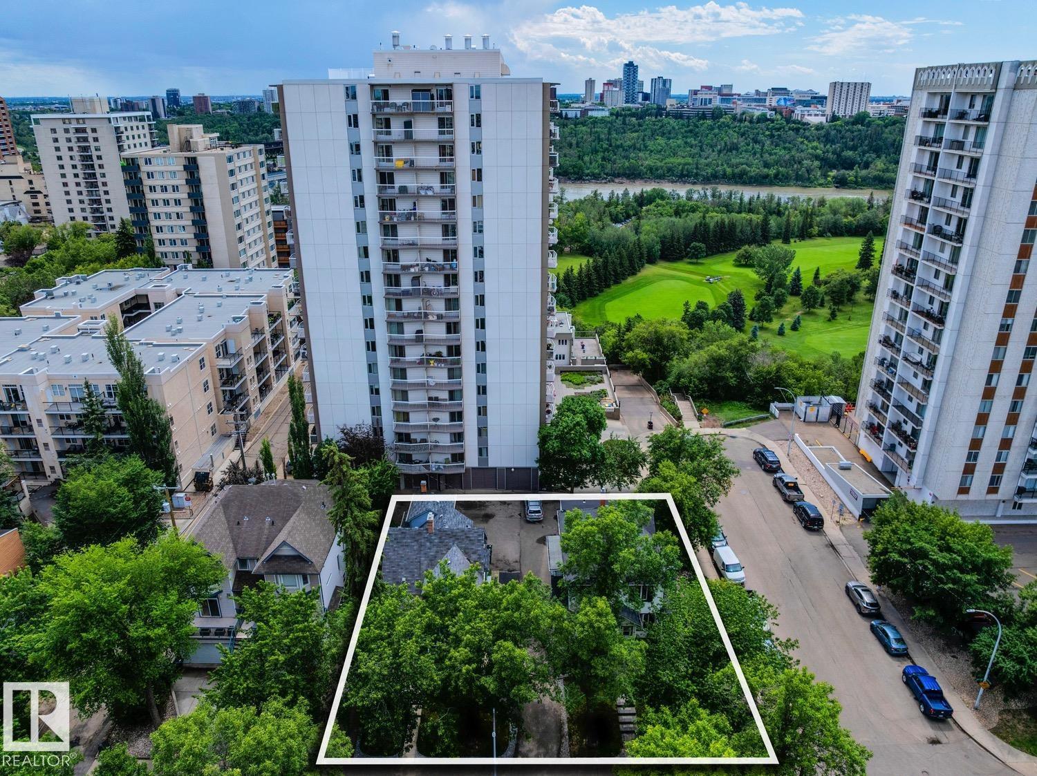 11223 99 AV NW
